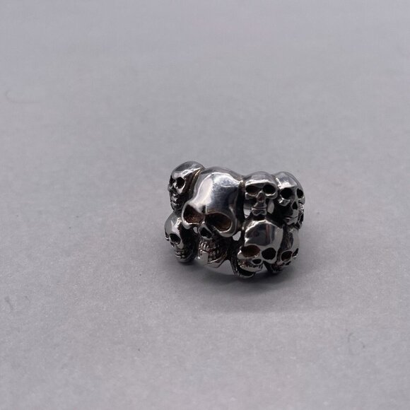 Skull Cluster Ring Silver Tone Size 8.5 - Picture 3 of 9